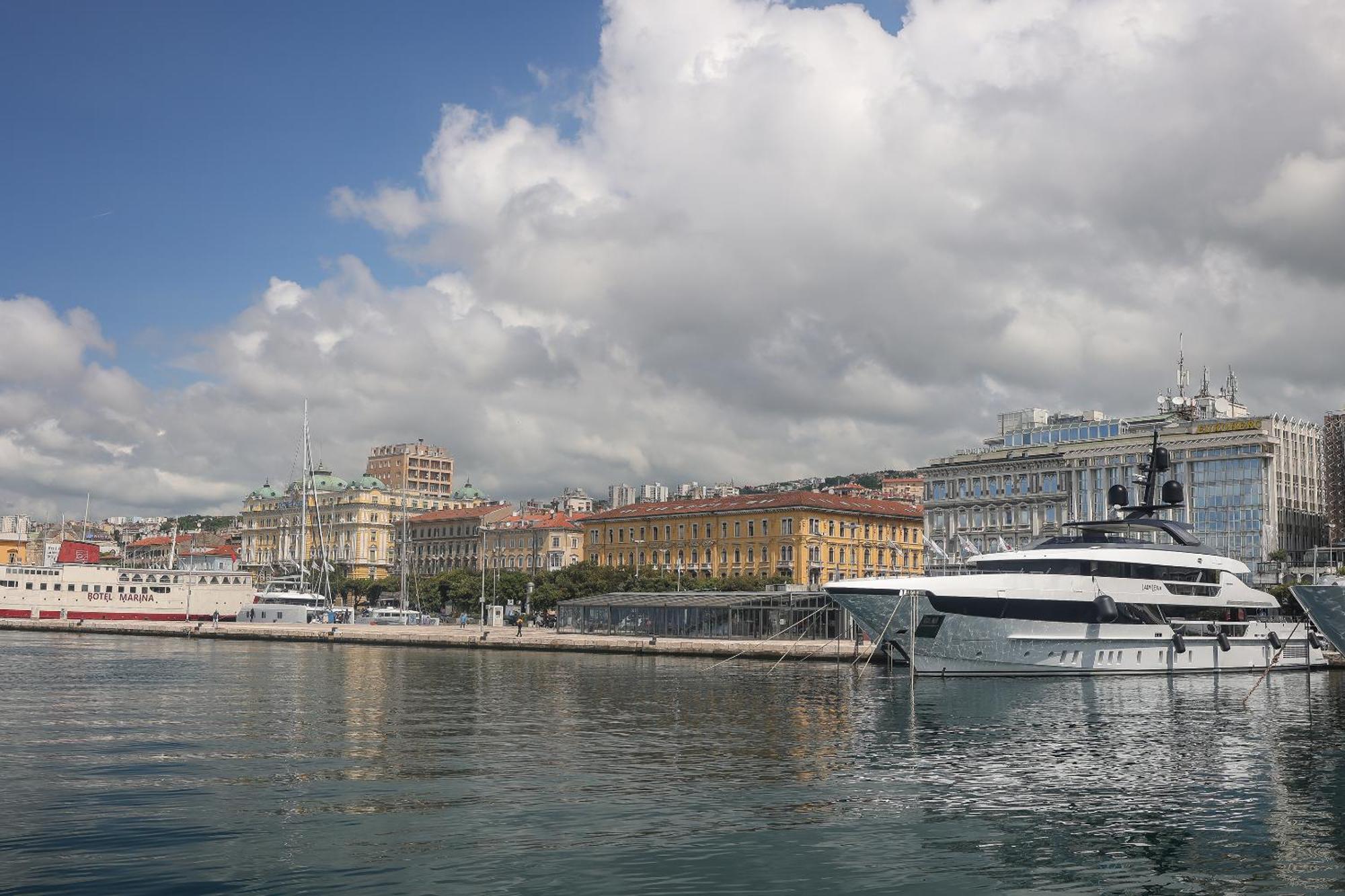 Residence Inn Rijeka Exterior foto